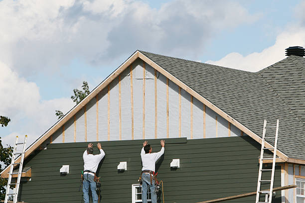 Professional Siding Installation technician working in Moodus, CT